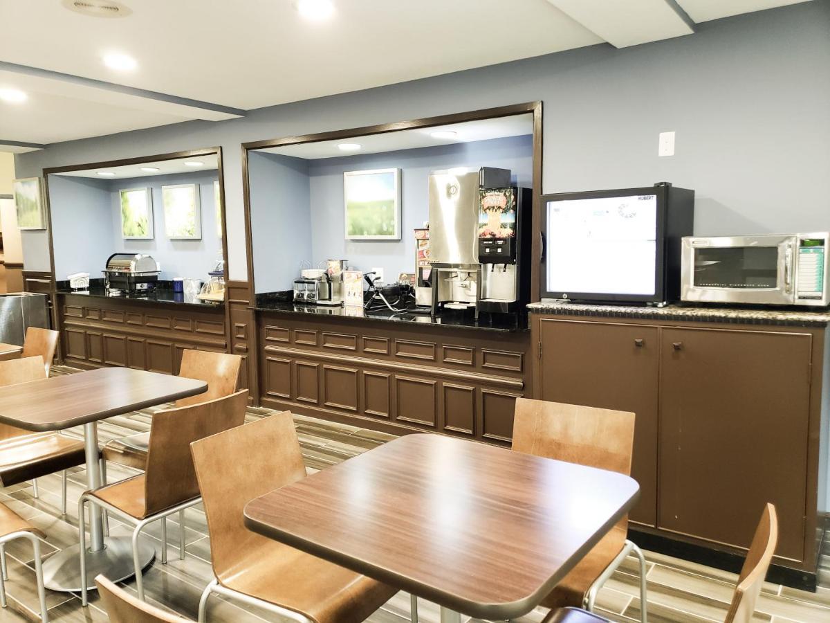 Days Inn & Suites By Wyndham Merrillville Kültér fotó