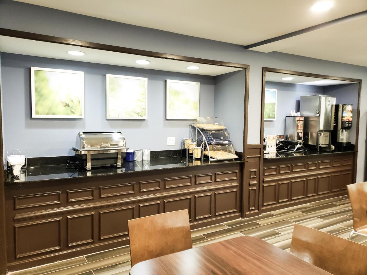 Days Inn & Suites By Wyndham Merrillville Kültér fotó